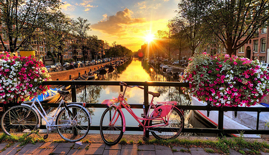 Амстердам назван лучшим городом для счастливой жизни