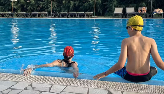 Туристам назвали предмет, который необходимо обязательно надевать в бассейнах Италии